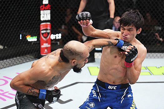 UFC Fight Night 235, результаты, Азат Максум — Чарльз Джонсон, кто победил, как закончился бой, Шавкат Рахмонов