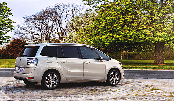 Компания Citroën анонсирует цены на новые минивэны C4 SpaceTourer и Grand C4 SpaceTourer