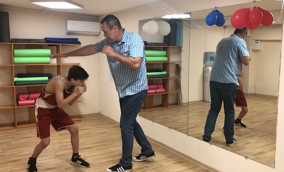 Онлайн-занятие по боксу организовали сотрудники филиала «Красносельский»