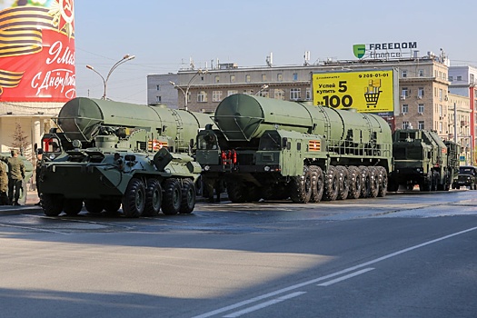 В Новосибирске репетиция парада Победы спровоцировала 8-балльные пробки