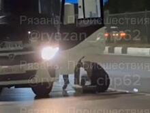 В Рязани произошла драка между водителем маршрутки и прохожим