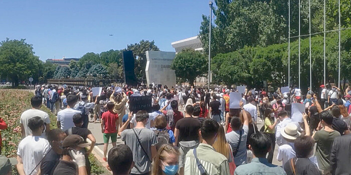 За свободу слова: в Бишкеке состоялась мирная акция протеста