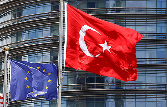 Турция начала расследование исламофобии в странах ЕС