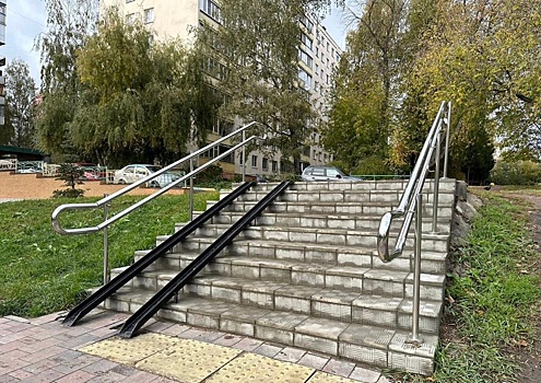 Пандусы установили на лестничных сходах в районах Нижнего Новгорода после обращений жителей