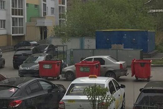 Обложили мусором: Кемеровчане жёстко наказали «короля парковки»