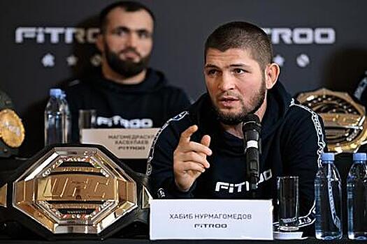 Нурмагомедов обратился к брату перед его поединком в UFC