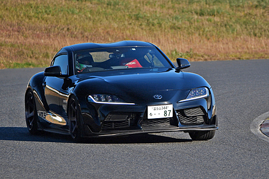 Для Toyota Supra сделали карбоновые распорки за 100 тысяч рублей