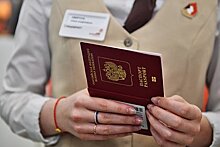 Россиянке отказались выдавать загранпаспорт без мужчины