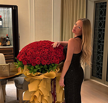 28-летняя дочь Дмитрия Пескова показала романтичные кадры с супругом в честь своего дня рождения