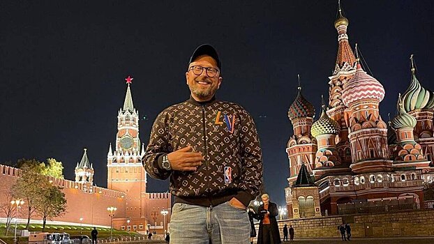 Горящие покрышки имени Анатолия Шария. За что украинского блогера обвиняют в поджогах по всей России?