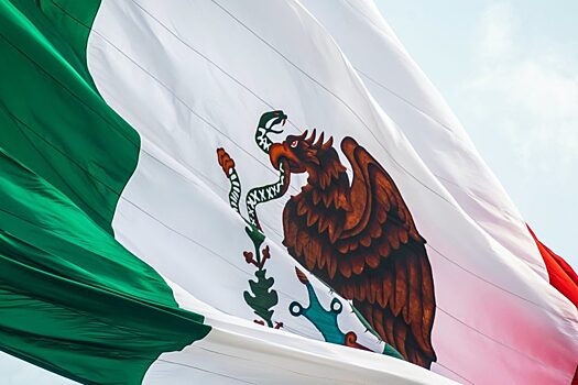 Президент Мексики против зеленых инвестиций