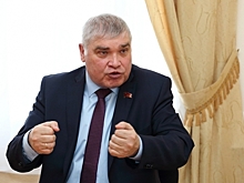 Омские коммунисты выдвинули в губернаторы Андрея Алехина