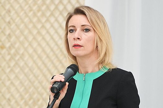 Захарова прокомментировала слова Зеленского о возвращении РФ в G8