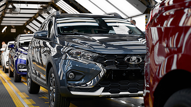 Максим Соколов: до конца сентября АвтоВАЗ отгрузит дилерам около 1500 автомобилей Lada Iskra