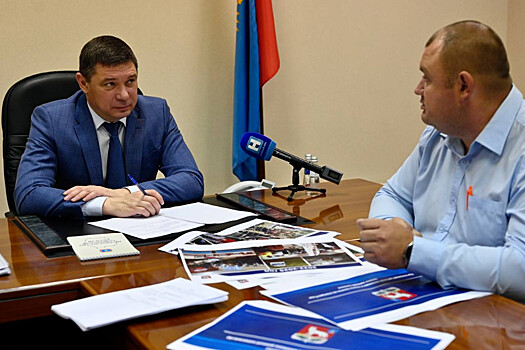 Евгений Первышов провел прием граждан в правительстве области