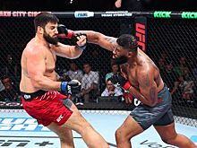 Ризван Куниев — Кёртис Блэйдс, UFC Баку, 21 июня 2025, кто победил, как закончился, обзор боя, результаты турнира