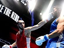 Гаджимагомедов пронес флаг России на церемонии открытия чемпионата мира по боксу