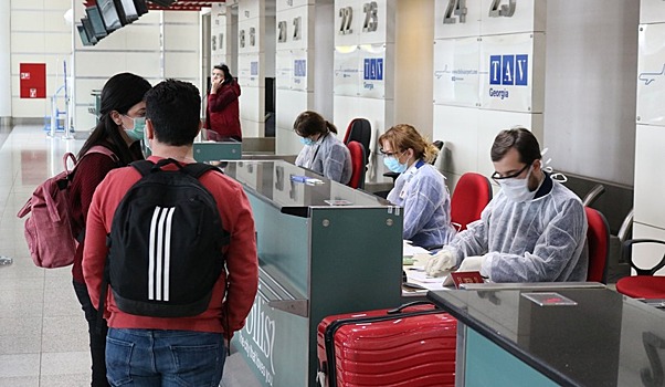 В Грузии вновь продлили запрет на международные рейсы