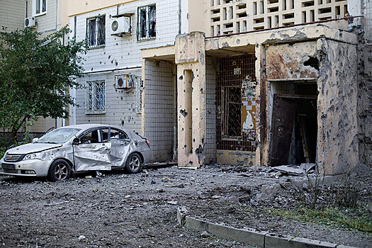 Украинские войска обстреляли Донецк крупнокалиберными снарядами
