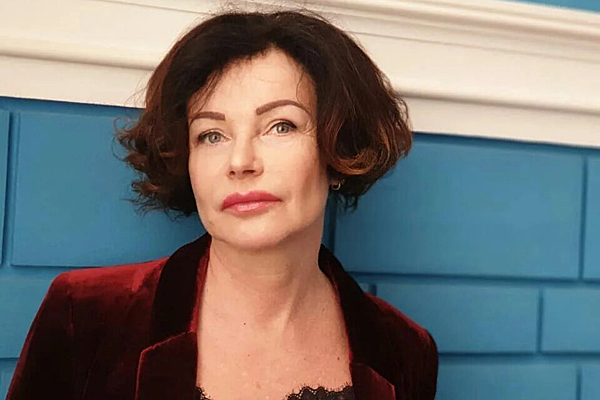 Sleeping People bilan tungi jinsiy aloqa ni onlayn tomosha qiling