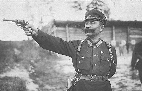 Как воевал главный советский кавалерист против Гитлера