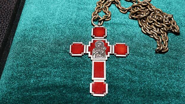 Наперсный крест основательницы общины сестер милосердия передали в Музей истории Лефортово