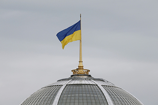 Украину окрестили «трещащей по швам» страной