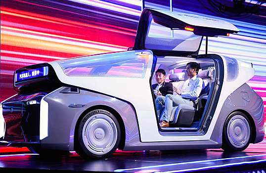 Baidu представил прототип «робомобиля» без руля и педалей