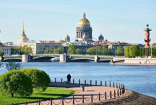 Из бюджета Петербурга на 2024 год выделят 3 млрд рублей на помощь участникам СВО