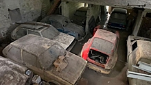 На заброшенном складе обнаружили редкие классические автомобили, включая Porsche 911 Carrera RS 3.0