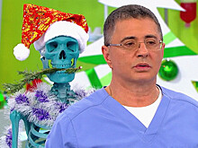 Врач Мясников опроверг эффективность обезболивающих против похмелья