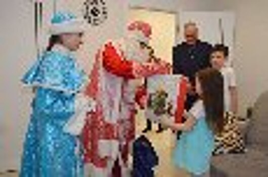 Начальник Кузбасского института ФСИН России Анатолий Чириков принял участие во Всероссийской акции «Елка желаний»