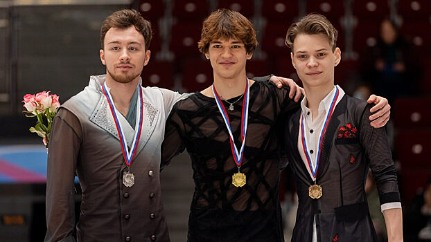 «У одиночников нет явного лидера». Большое интервью Алены Леоновой об итогах сезона в российской фигурке