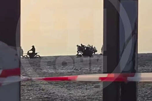 В Сочи на киносъемках опрокинулся квадроцикл с операторами и попал на видео