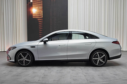 Mercedes-Benz показал «растянутый» CLA третьего поколения