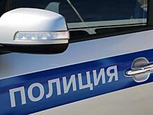 Мотоциклист врезался в легковушку и бросил пострадавшего пассажира