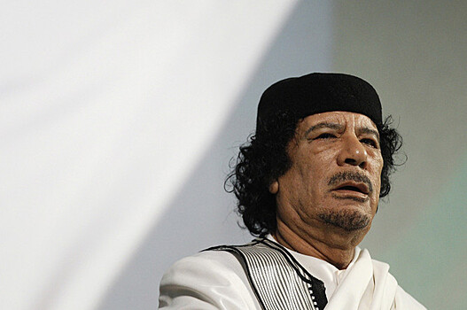Не хватило пары часов: Каддафи хотел купить «Манчестер Юнайтед»