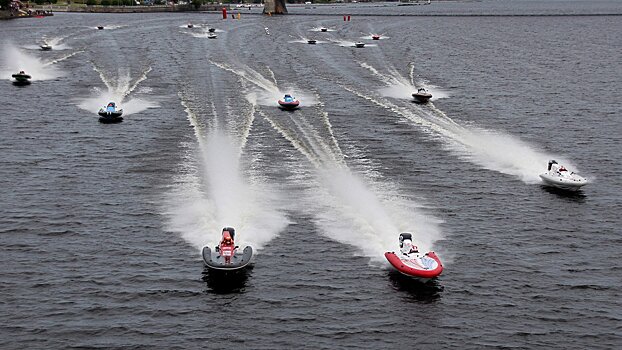 170 км/ч на воде: Федерация водно-моторного спорта Москвы проведет Чемпионат столицы среди РИБов