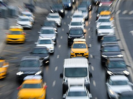 В России предложили вернуть самоподготовку водителей