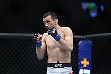 Российский боец объявил об уходе из UFC