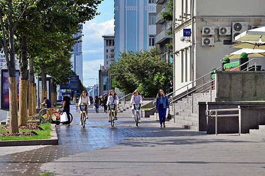 Подвал и помещение на первом этаже в зданиях в районе Арбат выставлены на торги