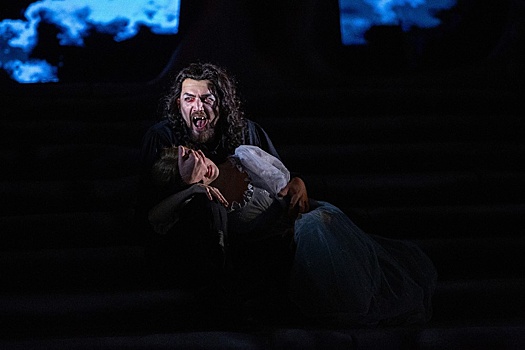 Театр "Санктъ-Петербургъ Опера" выпускает премьеру романтической оперы-сказки "Вампир"