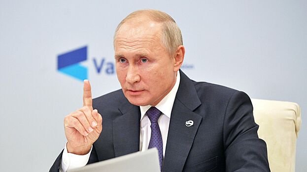 Путин заявил, что Россия уходит с угасающего рынка Европы в Азию