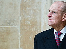 Аскет, бестактный шутник, праправнук Николая I: каким был муж королевы Великобритании принц Филипп