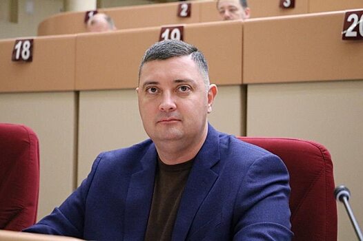 Евгений Ковалев предложил заложить в бюджет средства на ремонт лифтов в медучреждениях