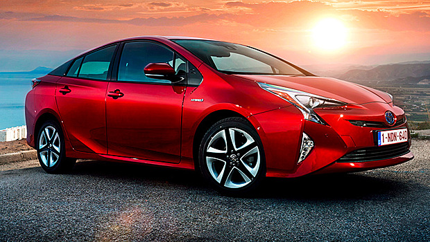 Toyota и Lexus отозвали 645 тыс. авто из-за заводского брака