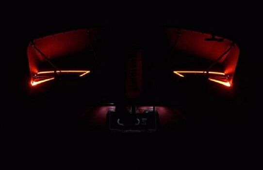 Опубликованы тизеры нового Infiniti Q60 Red Alpha