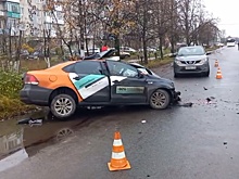 Авария с автомобилем каршеринга и КамАЗом произошла в Дзержинске