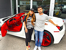 Сильная и независимая: Блэк Чайна купила новый Ferrari за $300 тысяч!