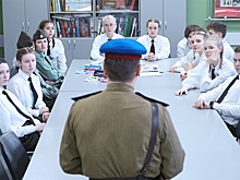 Как в школах помогают участникам СВО